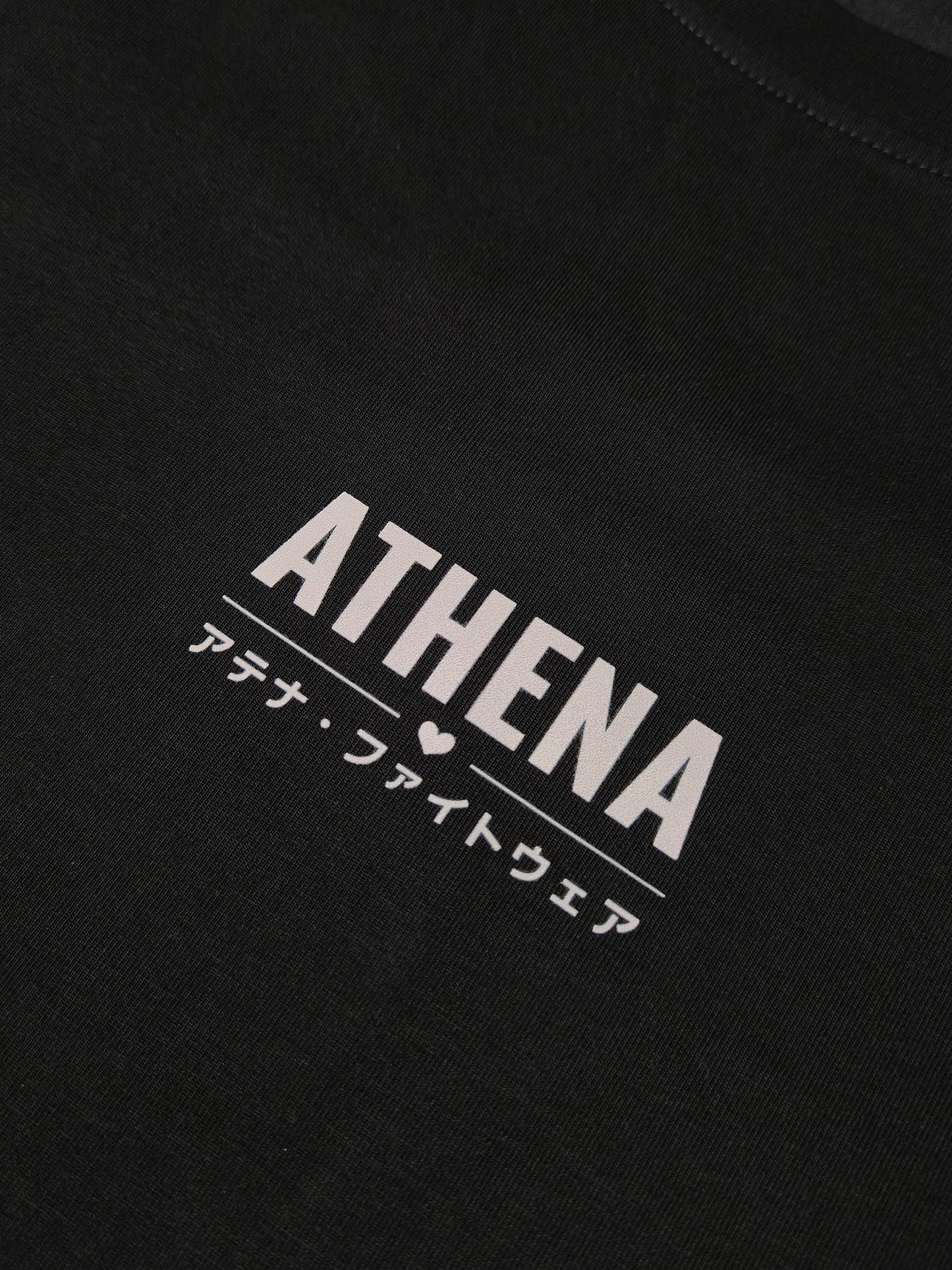 Athena Ryoko Graphic T-Shirt für Frauen (Black/Pink)