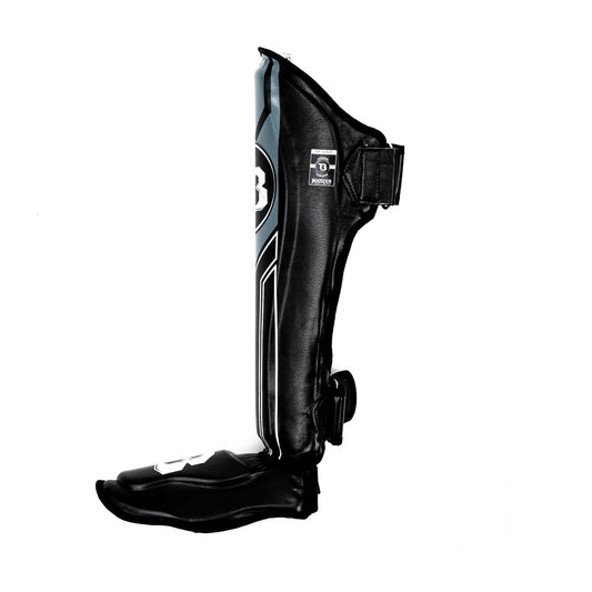 Mehrschichtige Polsterung der BSG V9 Women Shin Guards schwarz-grau für maximalen Aufprallschutz