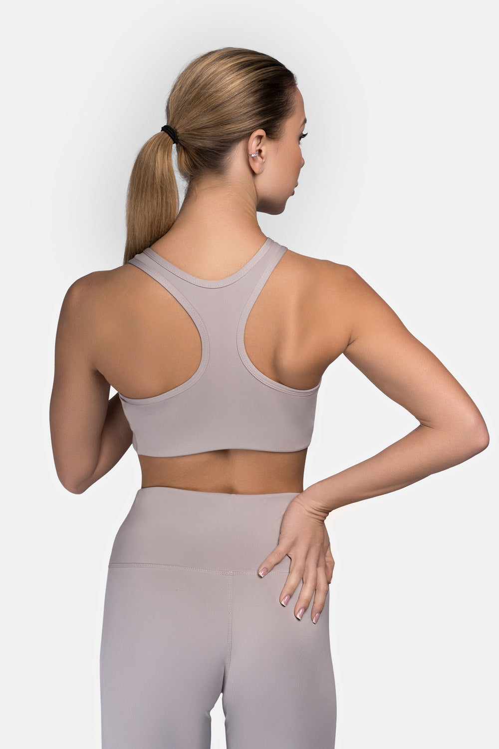 Rückansicht des WARDOUR Frauen Sport-BHs in Grau, der volle Bewegungsfreiheit zeigt