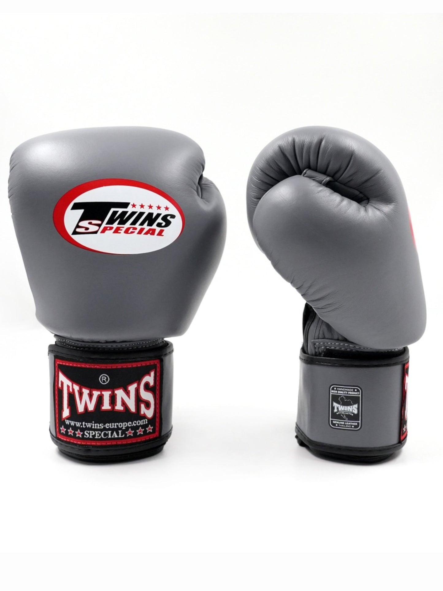 Twins BGVL-3 Damen Boxhandschuhe grau, frontal und seitlich nebeneinander auf hellem Hintergrund - High Quality