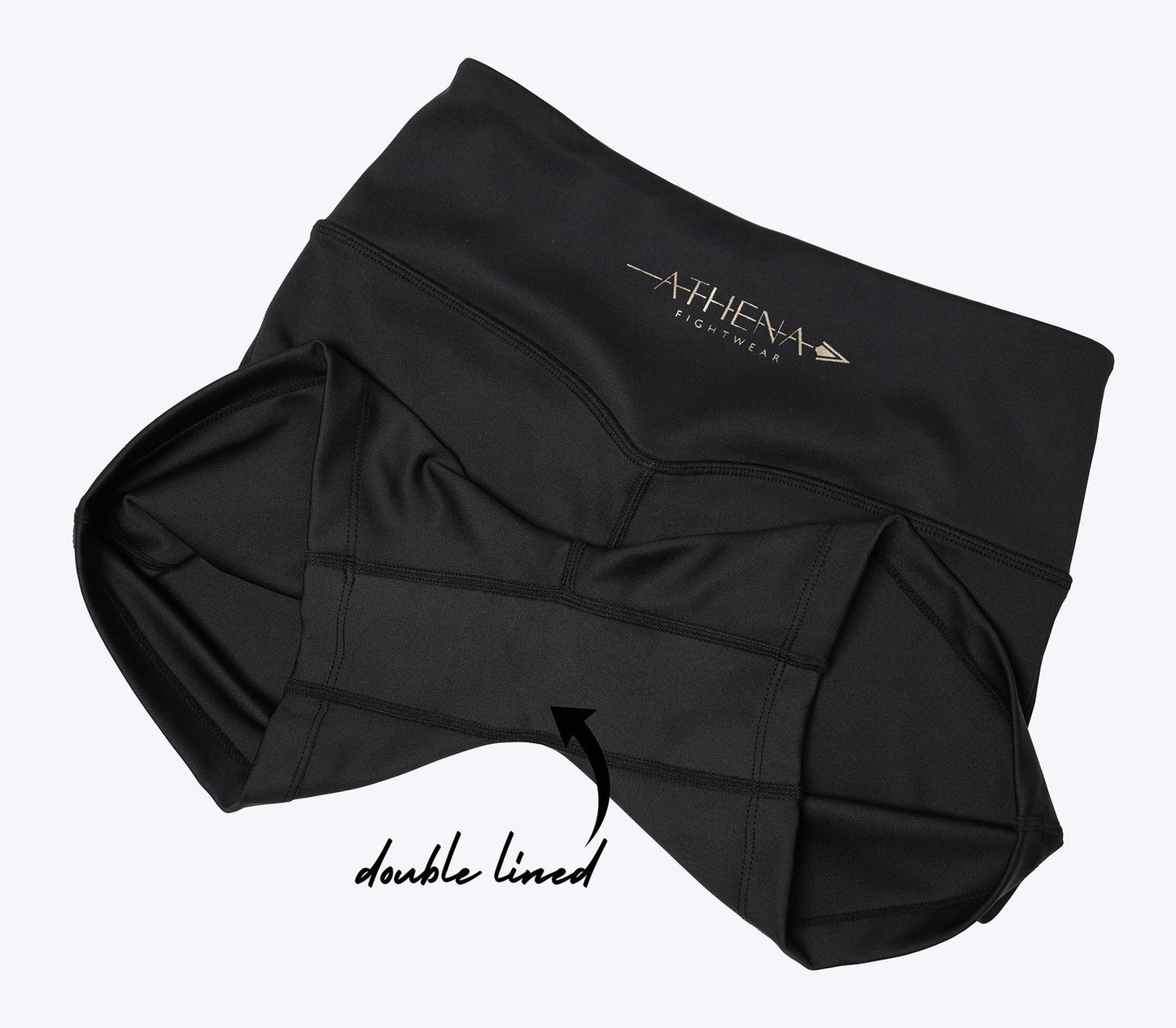 Schwarze Thaibox-Shorts Nerio, entworfen für maximale Bewegungsfreiheit im Training